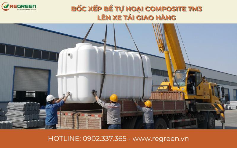 Bốc xếp bể tự hoại Composite 7m3 lên xe tải giao hàng