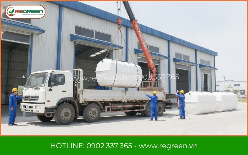 Cẩu module composite xử lý nước thải sinh hoạt gia đình