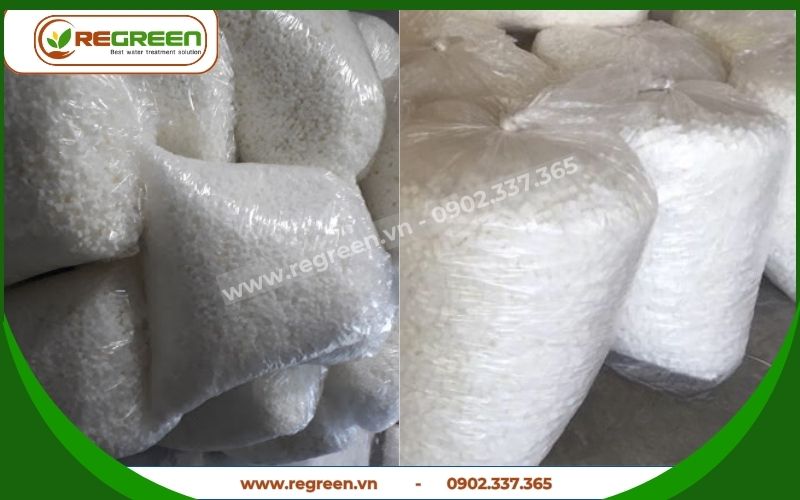 Kho hàng chứa giá thể vi sinh dạng mút xốp số lượng lớn.