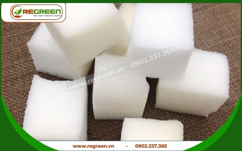 Giá thể vi sinh dạng mút xốp chất lượng tốt.